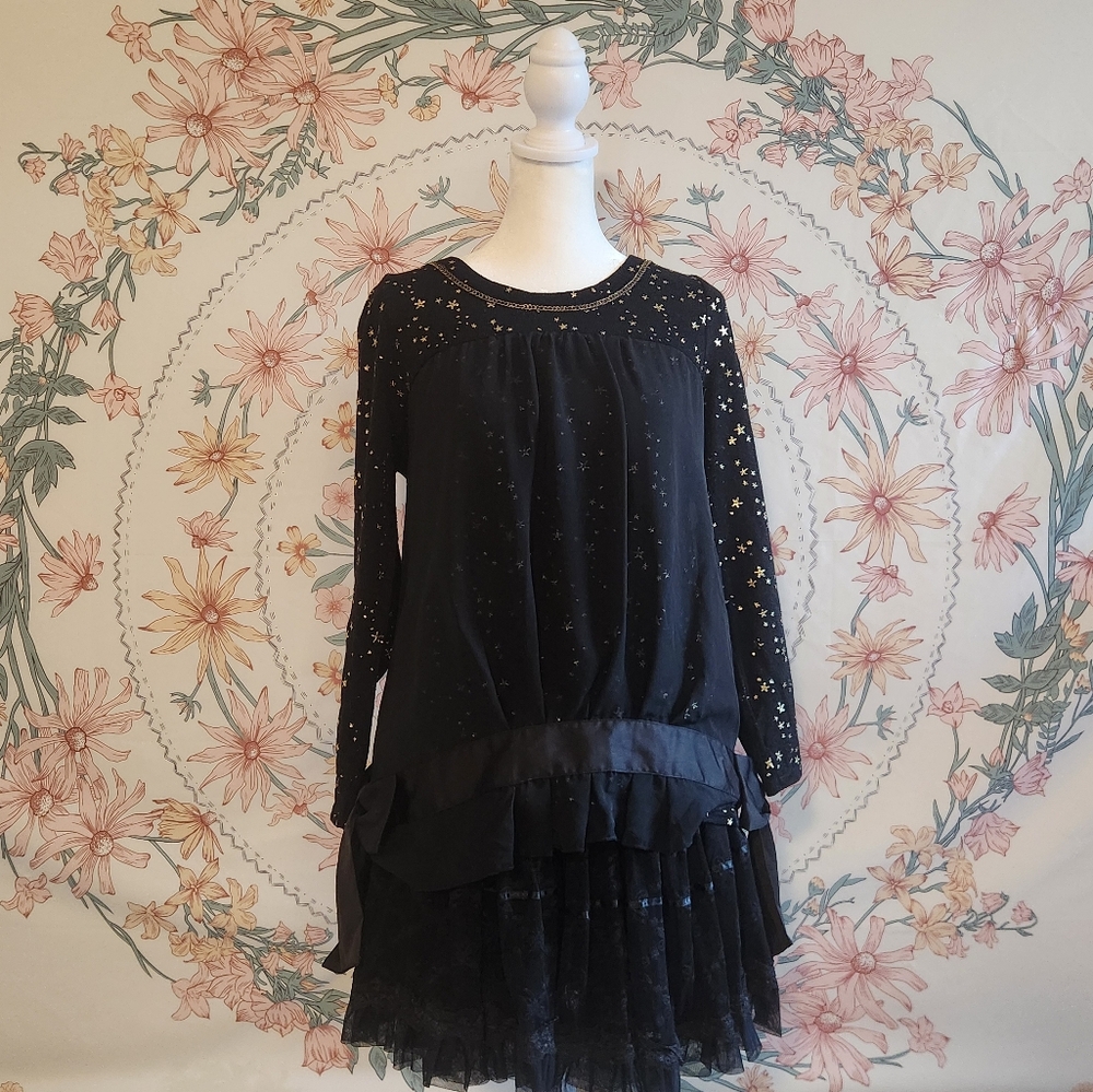 Axes Femme Black Star-Print Long Sleeve Women’s Top
